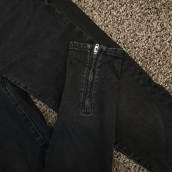 Black American Eagle Luxe Stretch High Rise Jeggings with Zipper detail - Picture 2 of 7